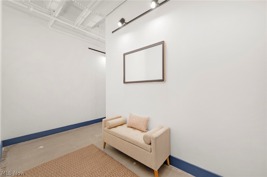 14650 Detroit Ave unit 708 – photo 4