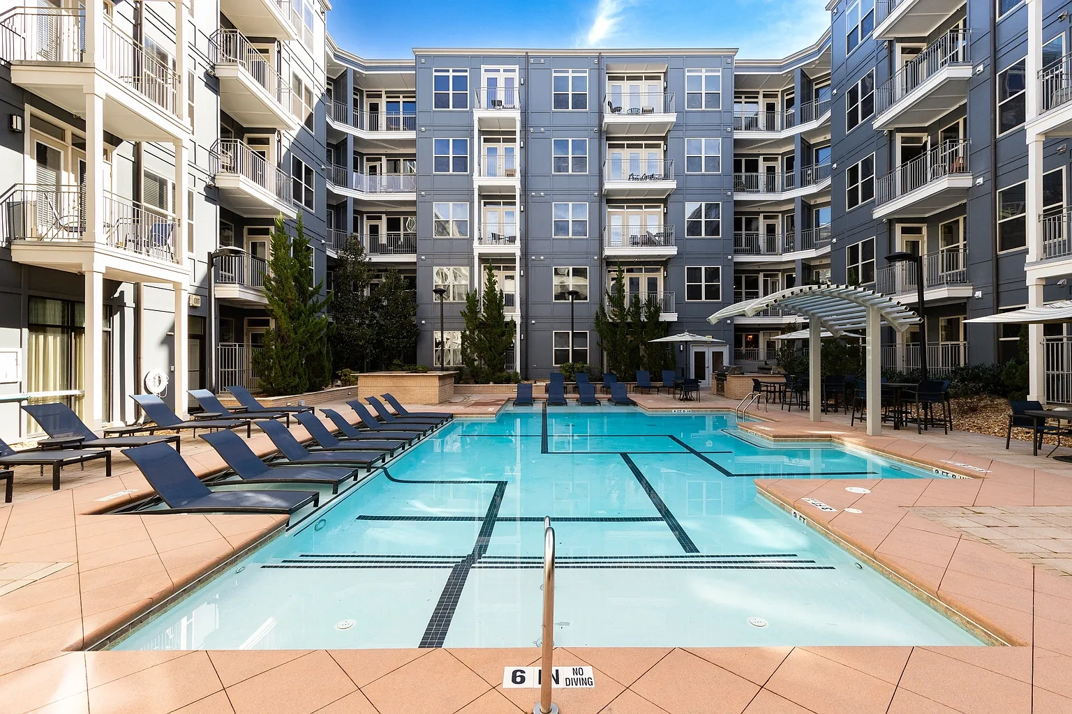 1377 Brookhaven Apartments – photo 3