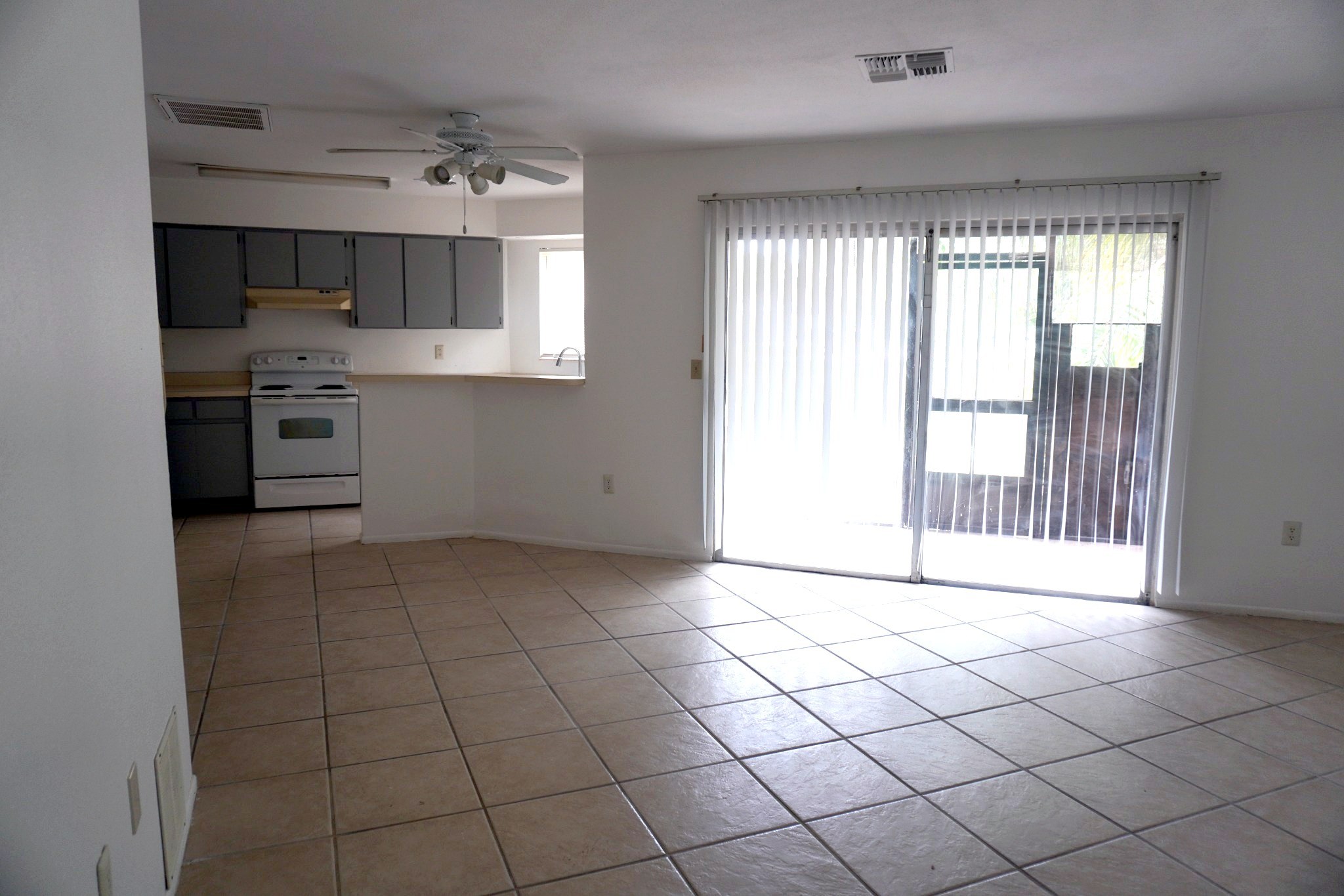 3640 Meriden Ave unit 3 – photo 1