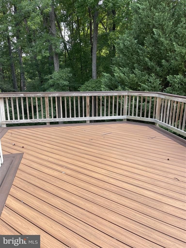 7507 Lamoyne Ct – photo 5
