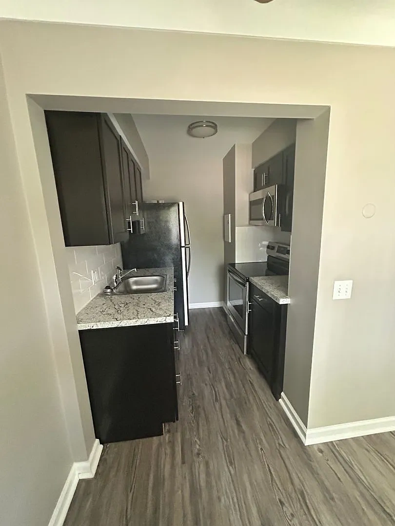 4101 Harvest Ln – photo 4