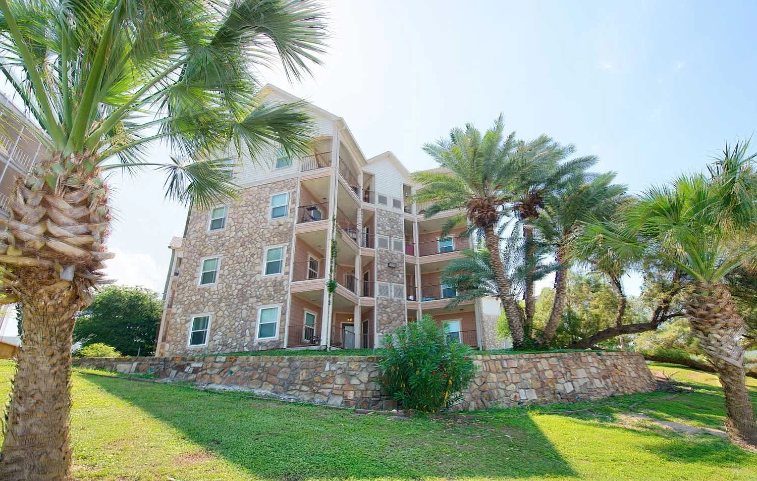 Bay Vista Apartments – photo 5