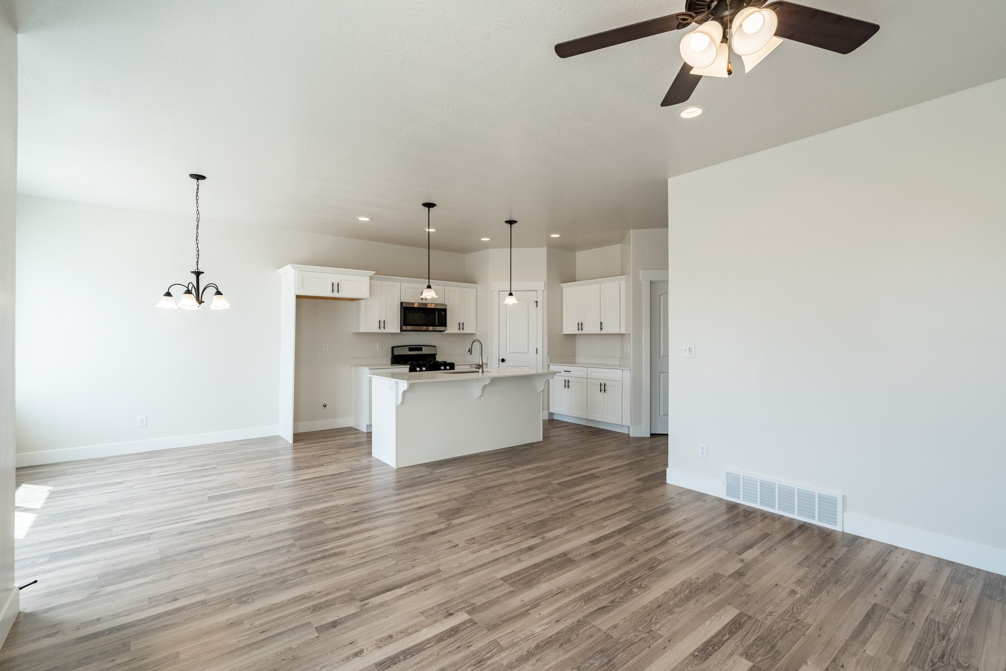 4166 W 1960 N – photo 2