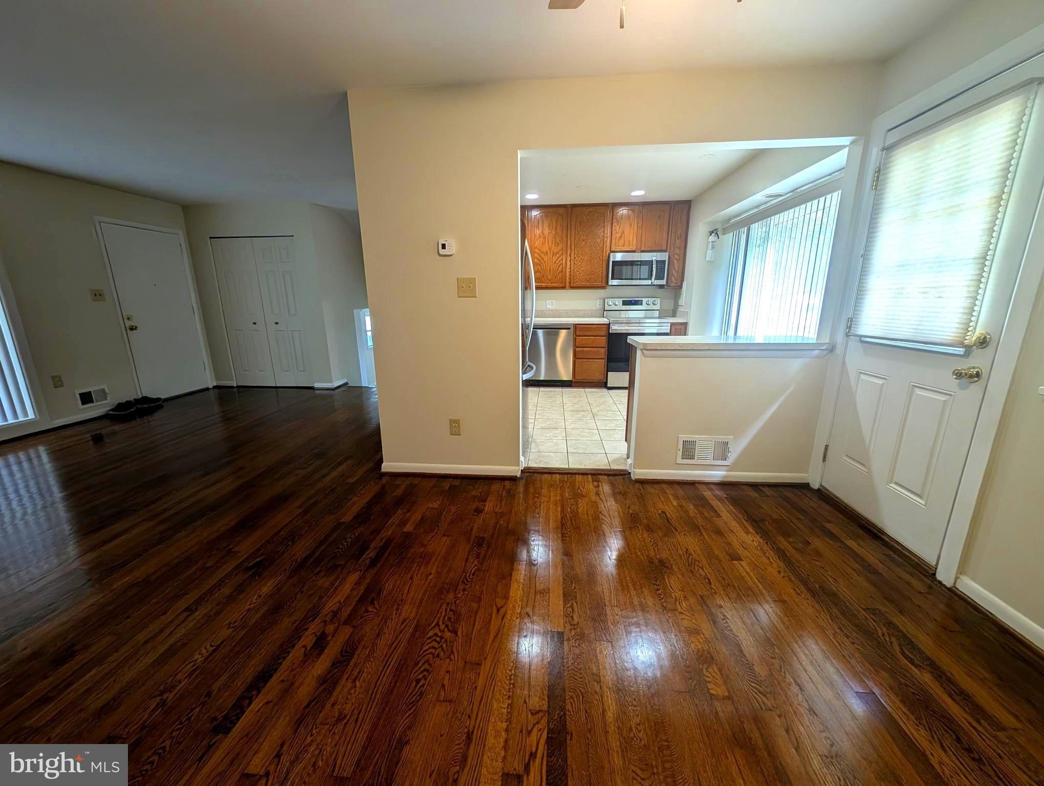 4503 Picot Rd – photo 5