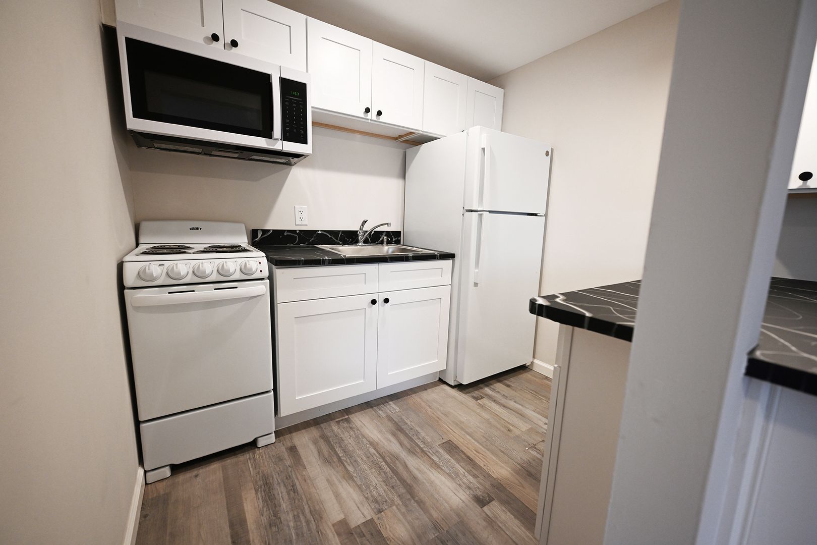227 Hillside Cir – photo 5