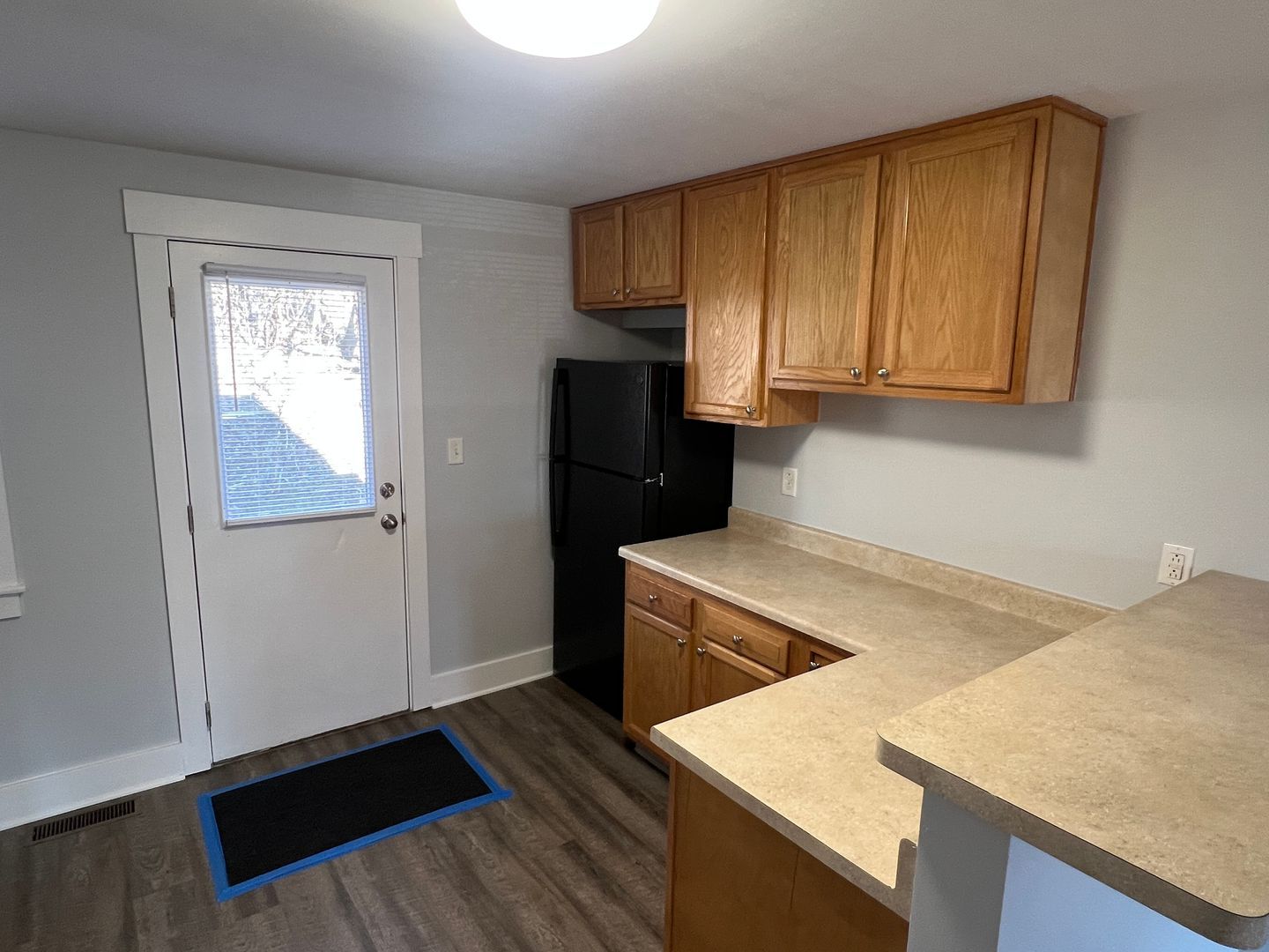 2255 Hawthorne Ave unit 2255 – photo 4