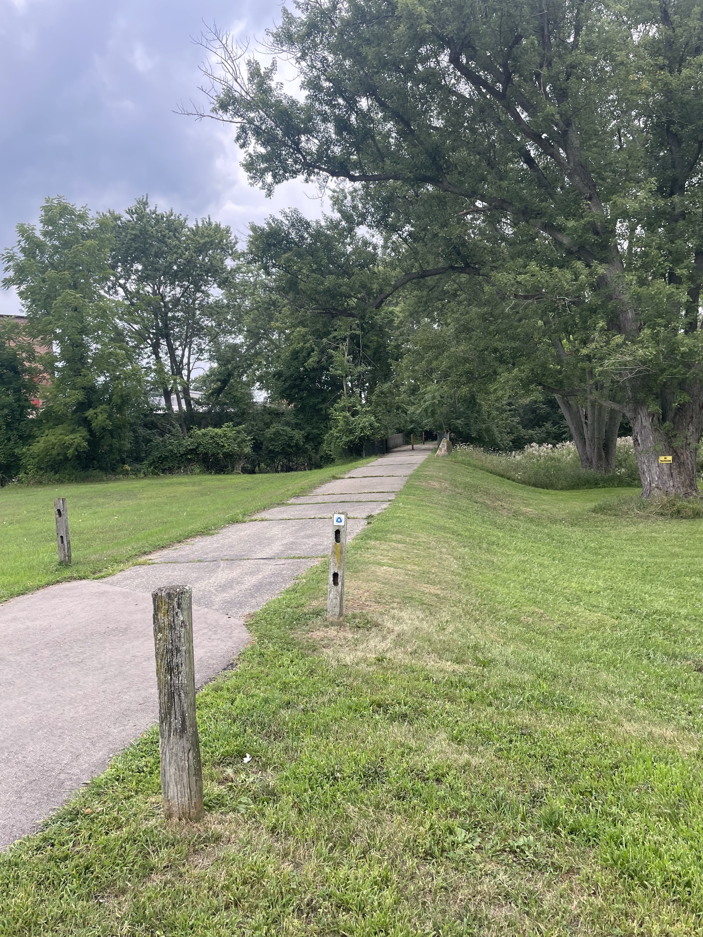 34 Oak St – photo 2