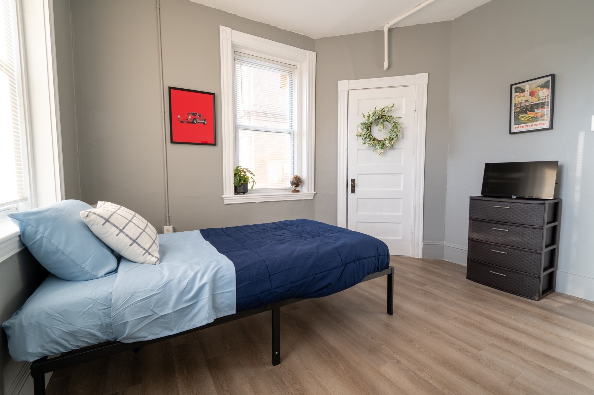 376 Washington St unit 12 – photo 1