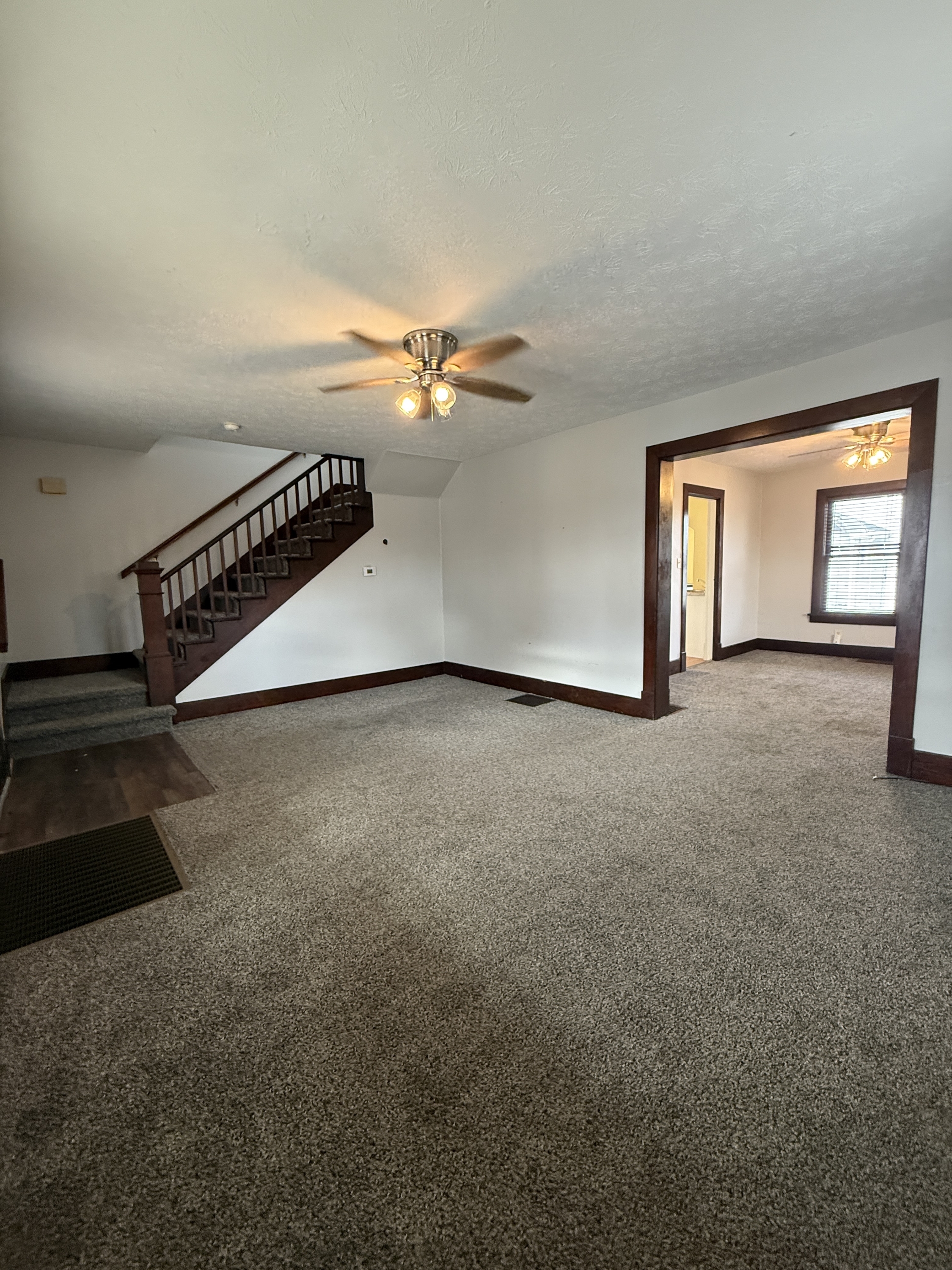 3221 Wayne Ave – photo 3