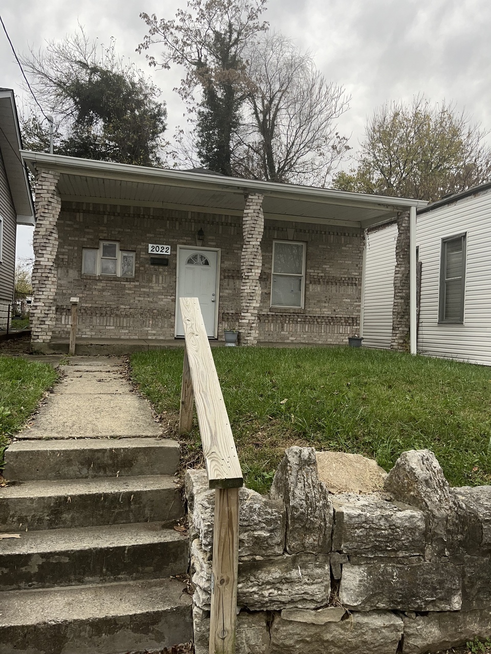 2022 Rowan St – photo 1