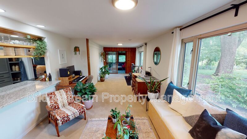 2125 Belloak Dr – photo 3