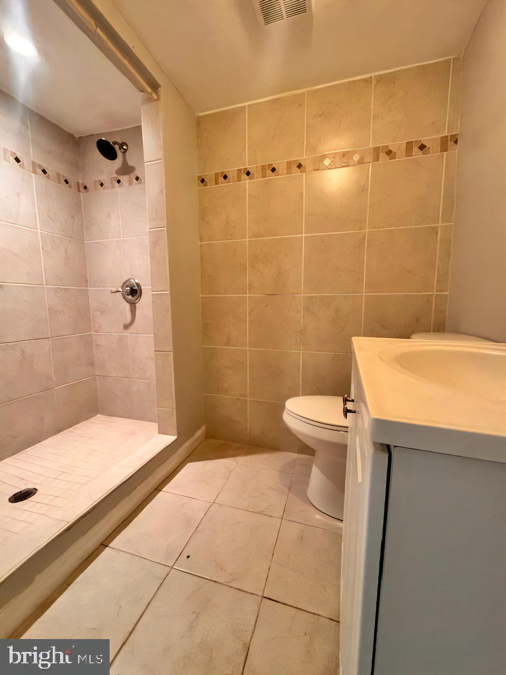 1726 E Belvedere Ave – photo 5