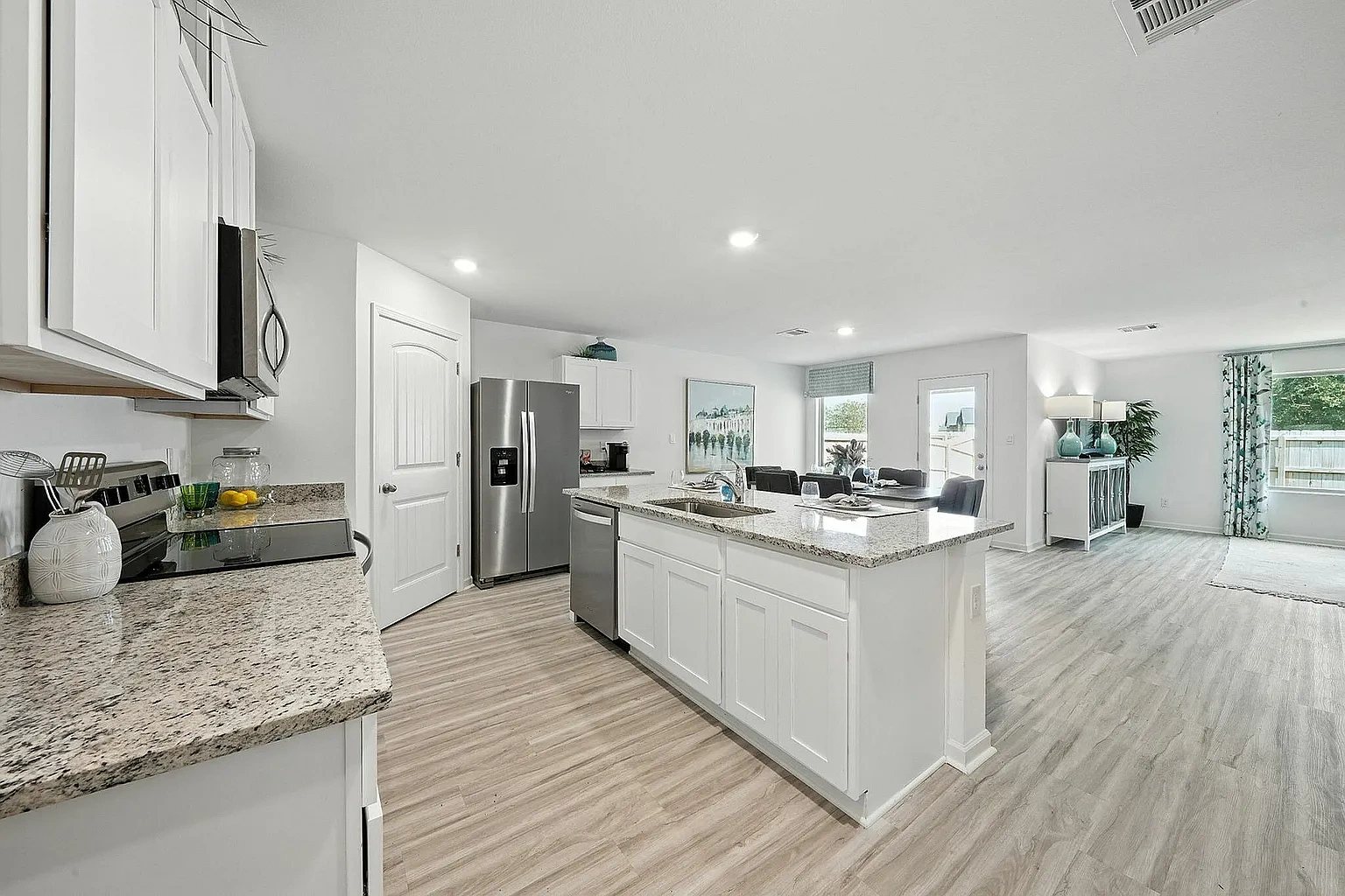 Villas at Oak Bend - Home Rentals – photo 2