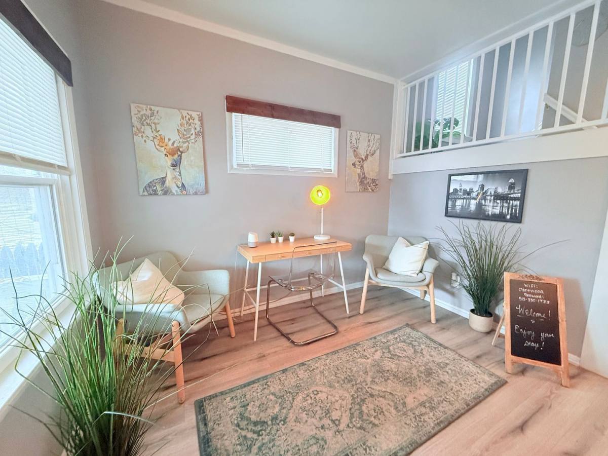 1610 Clarewood Ave – photo 2