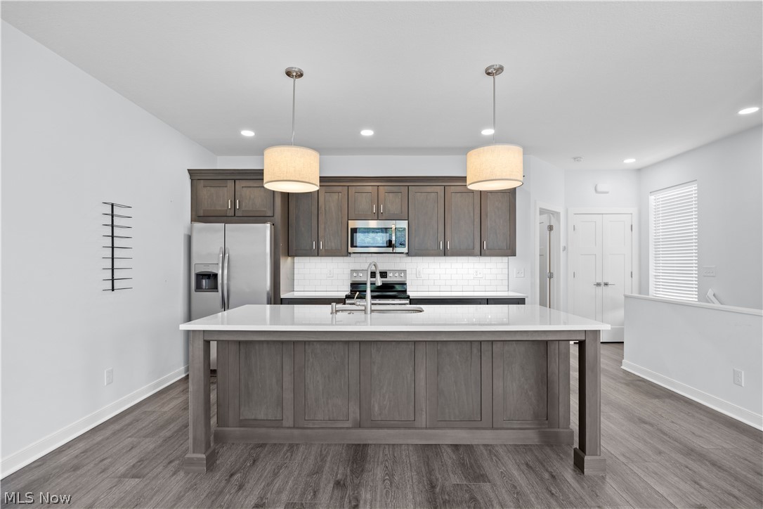 2059 W 34th Pl – photo 4