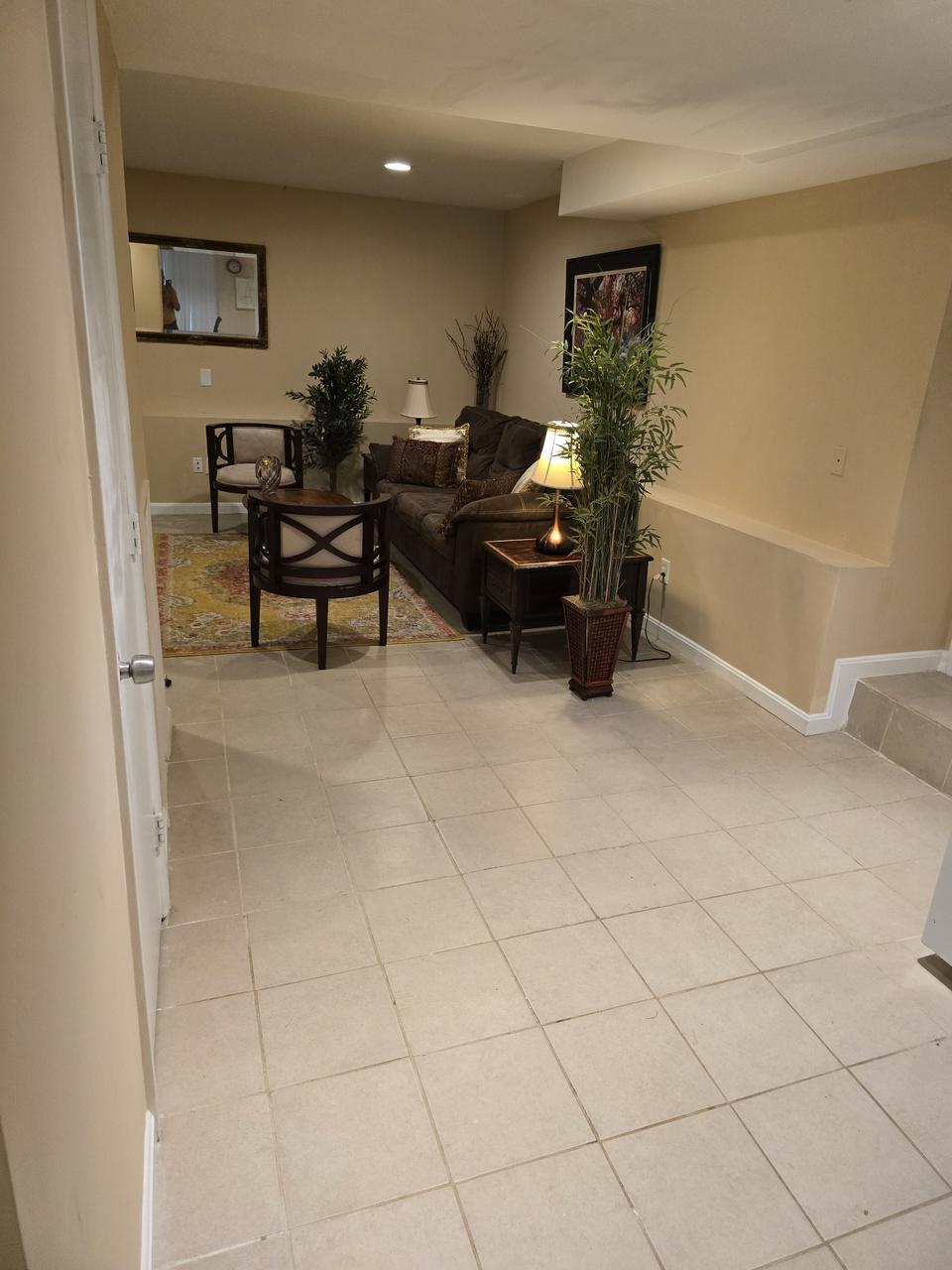 1921 Spruce Dr NW unit C – photo 3