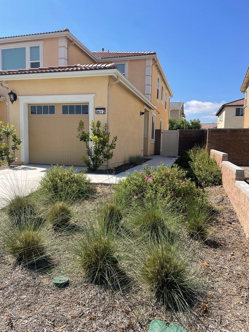 26389 Valencia Wy unit Unit 2 – photo 2