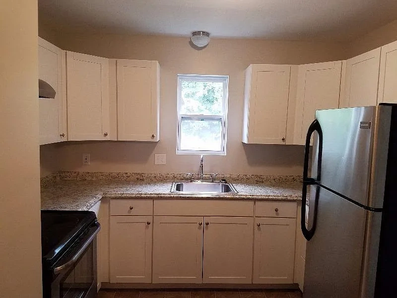 Farmington House Apartments – photo 3