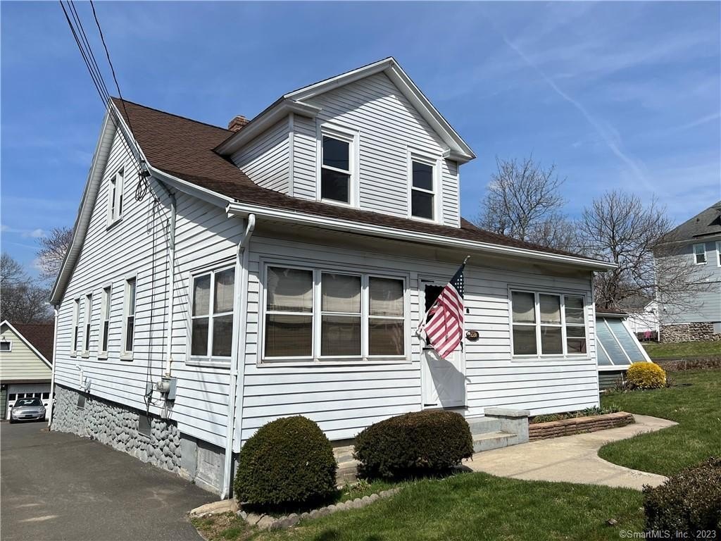 222 Chipman St – photo 1