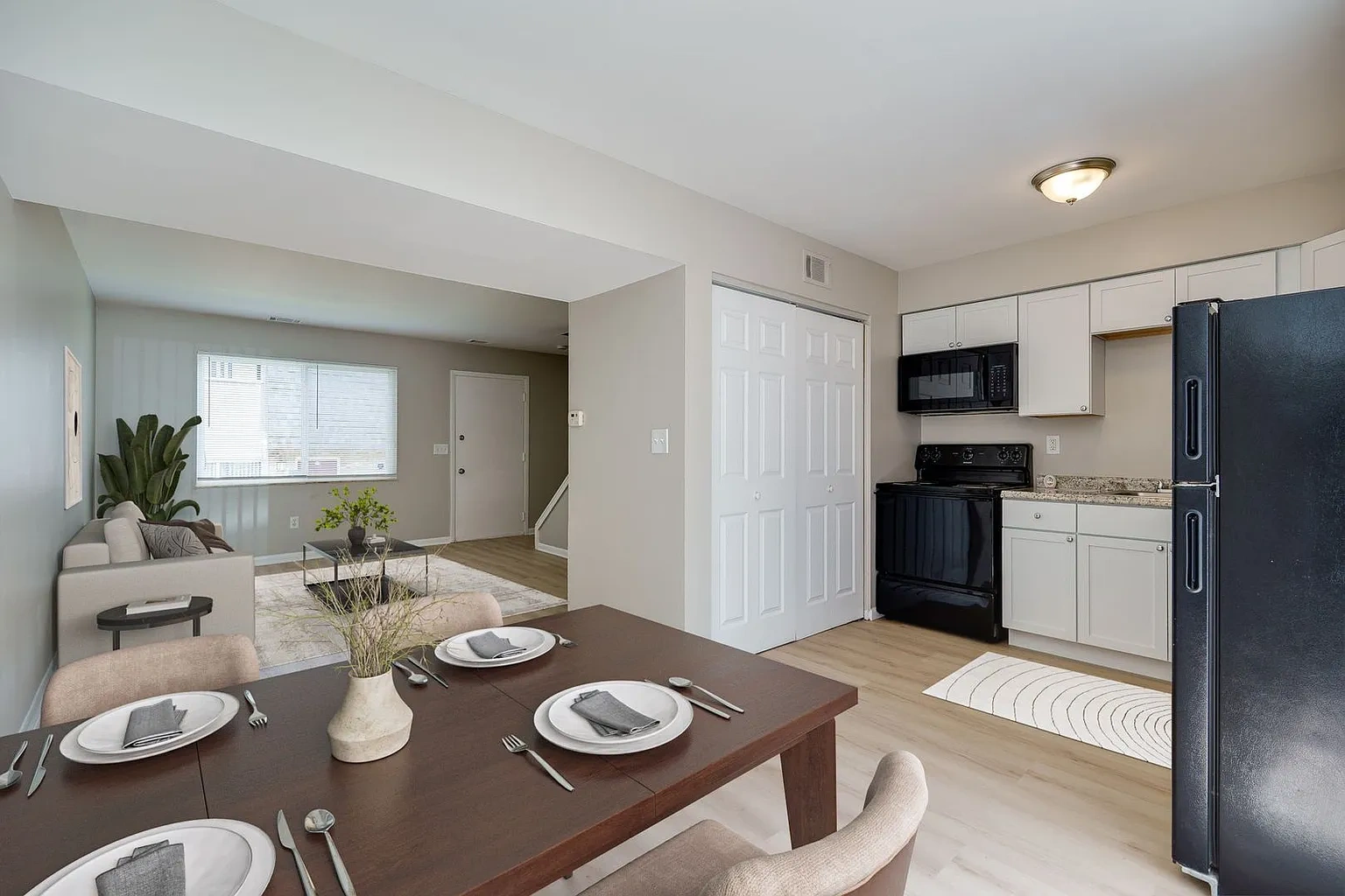Monroe Terrace Apartments – photo 4