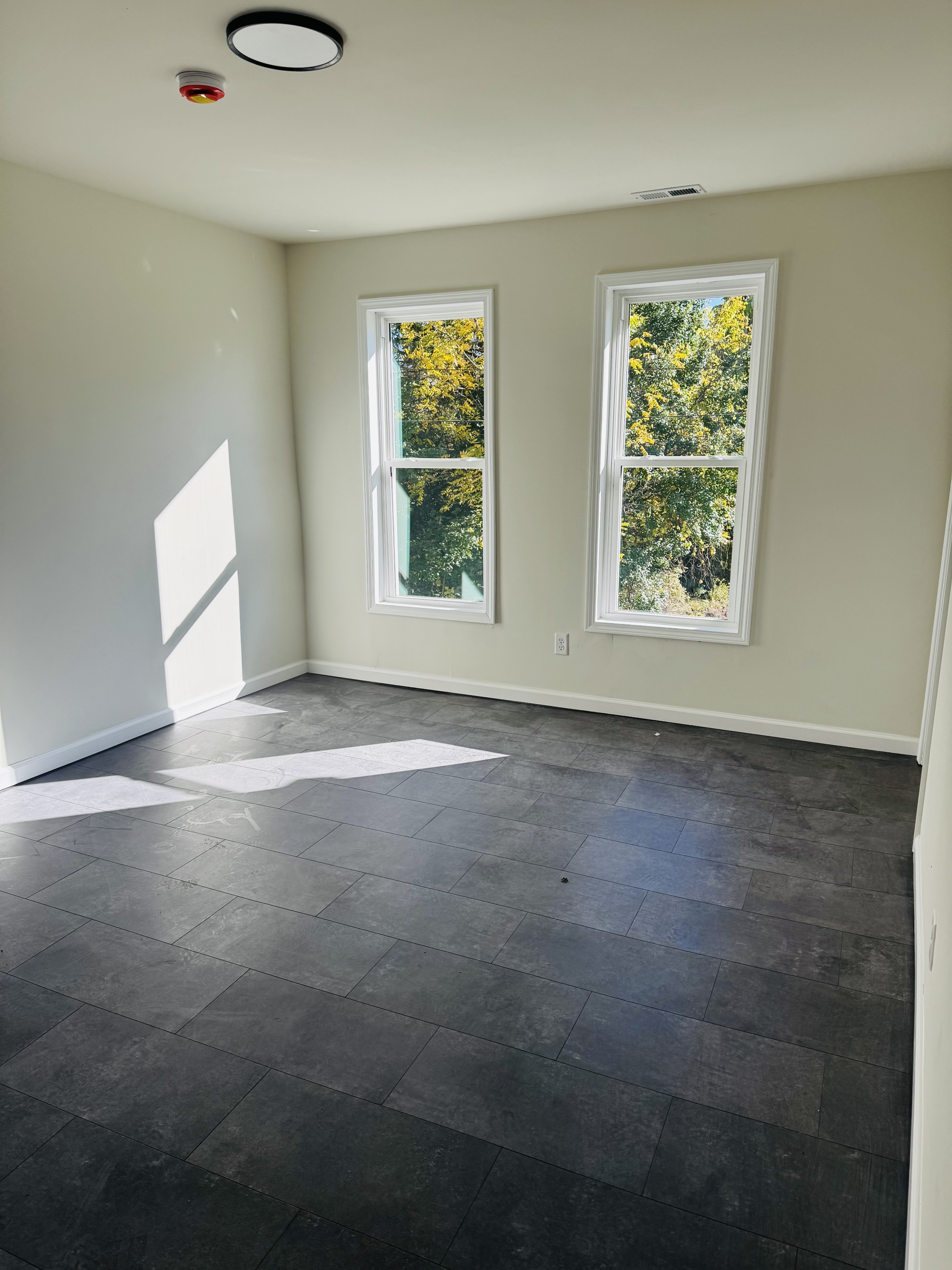 131 Pleasant Ave unit B – photo 4
