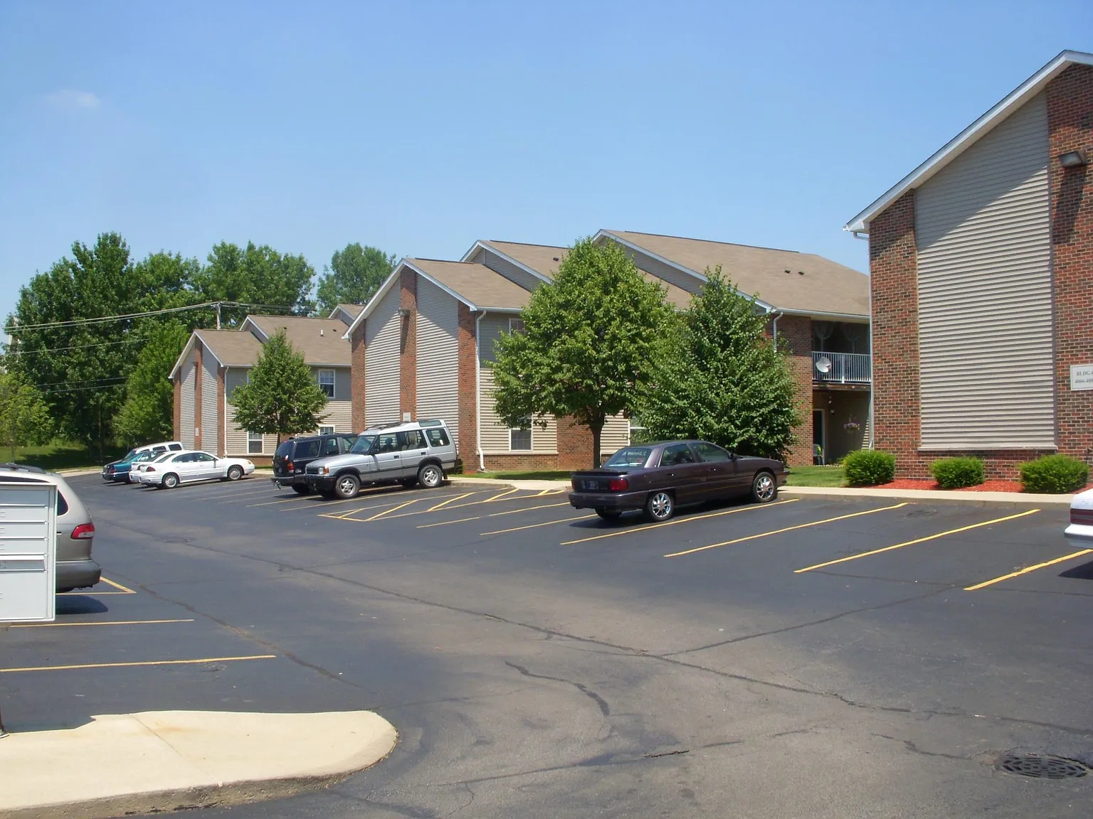 East Ridge Apartments – photo 4