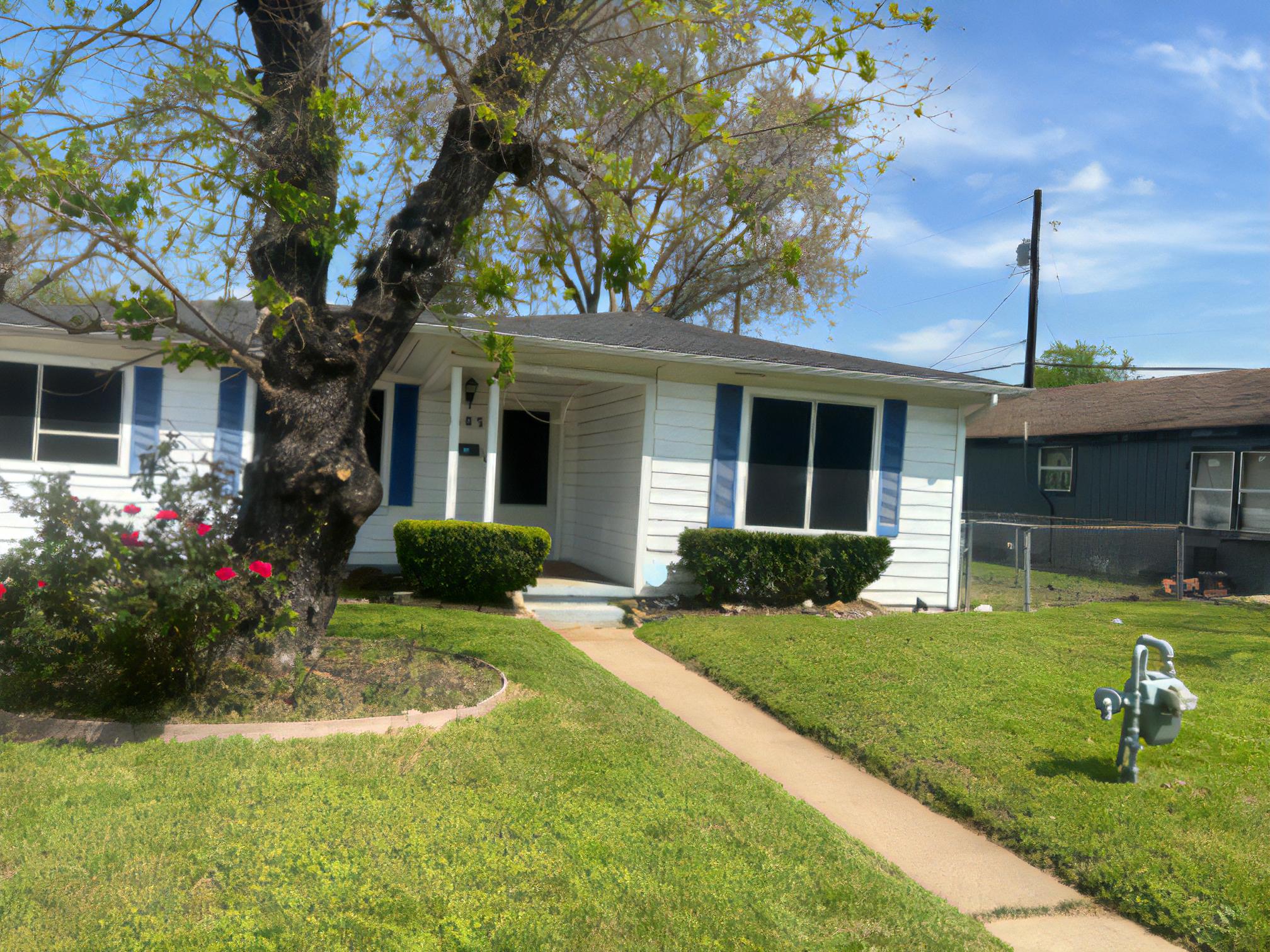 1402 W Martin Luther King Jr St – photo 1