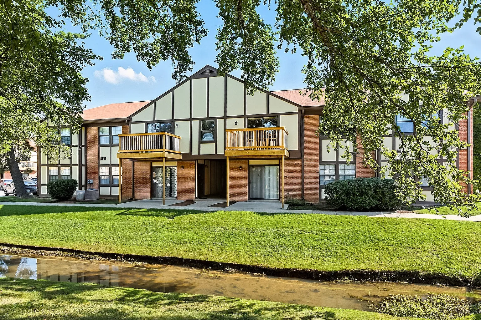 Devonshire Apartments – photo 2