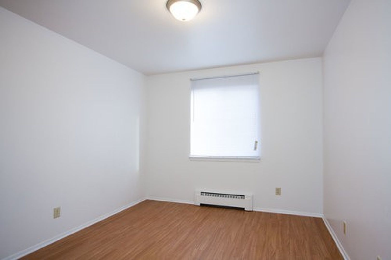 2420 Northwestern Ave unit 4 – photo 4