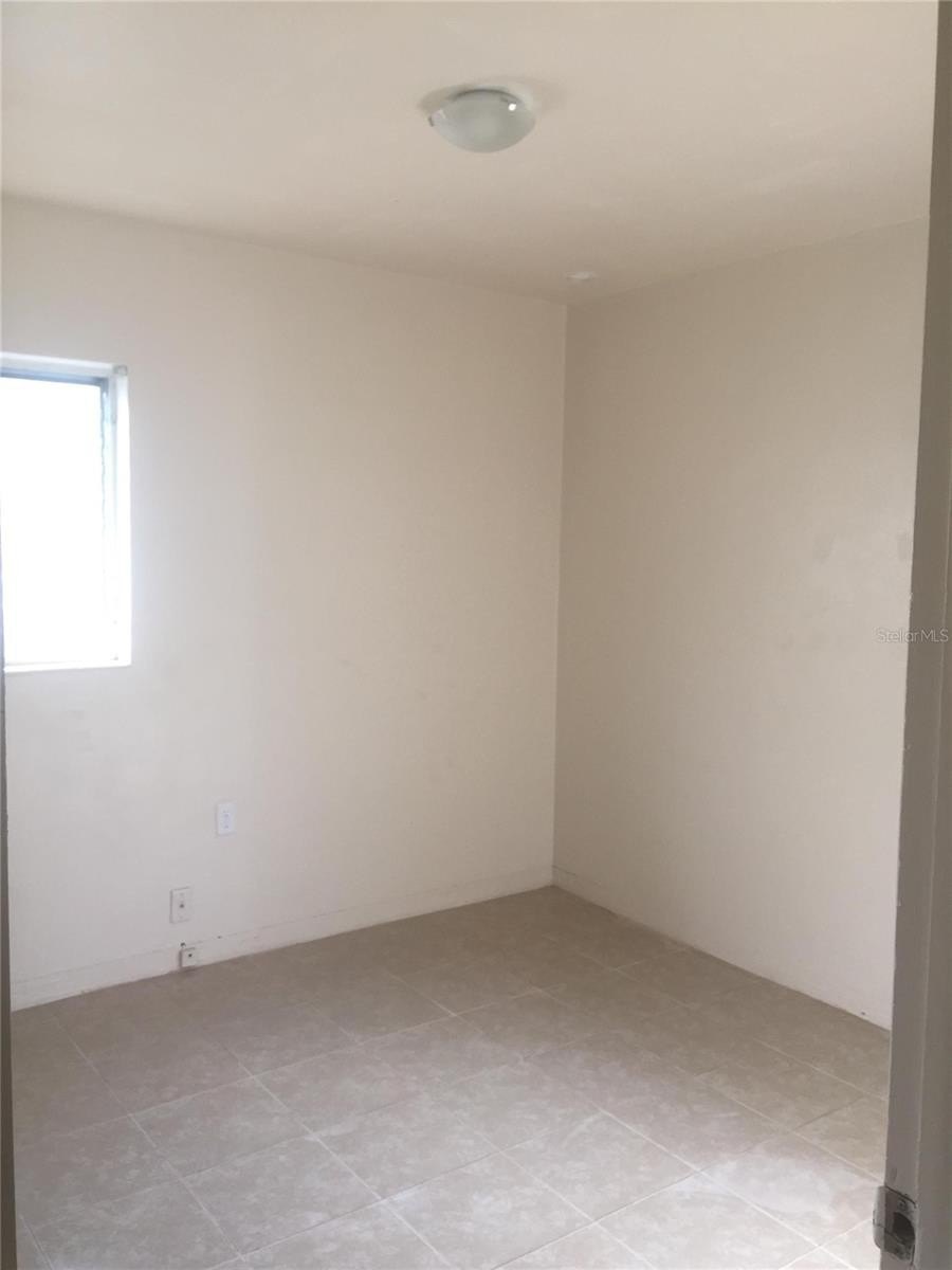 1615 W 7th St – photo 3