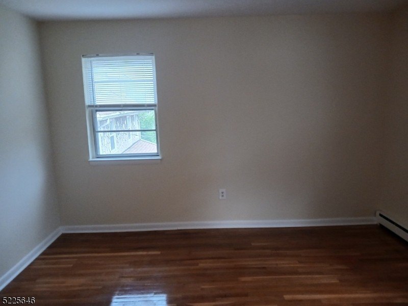 48 Gates Ave #C2 – photo 3