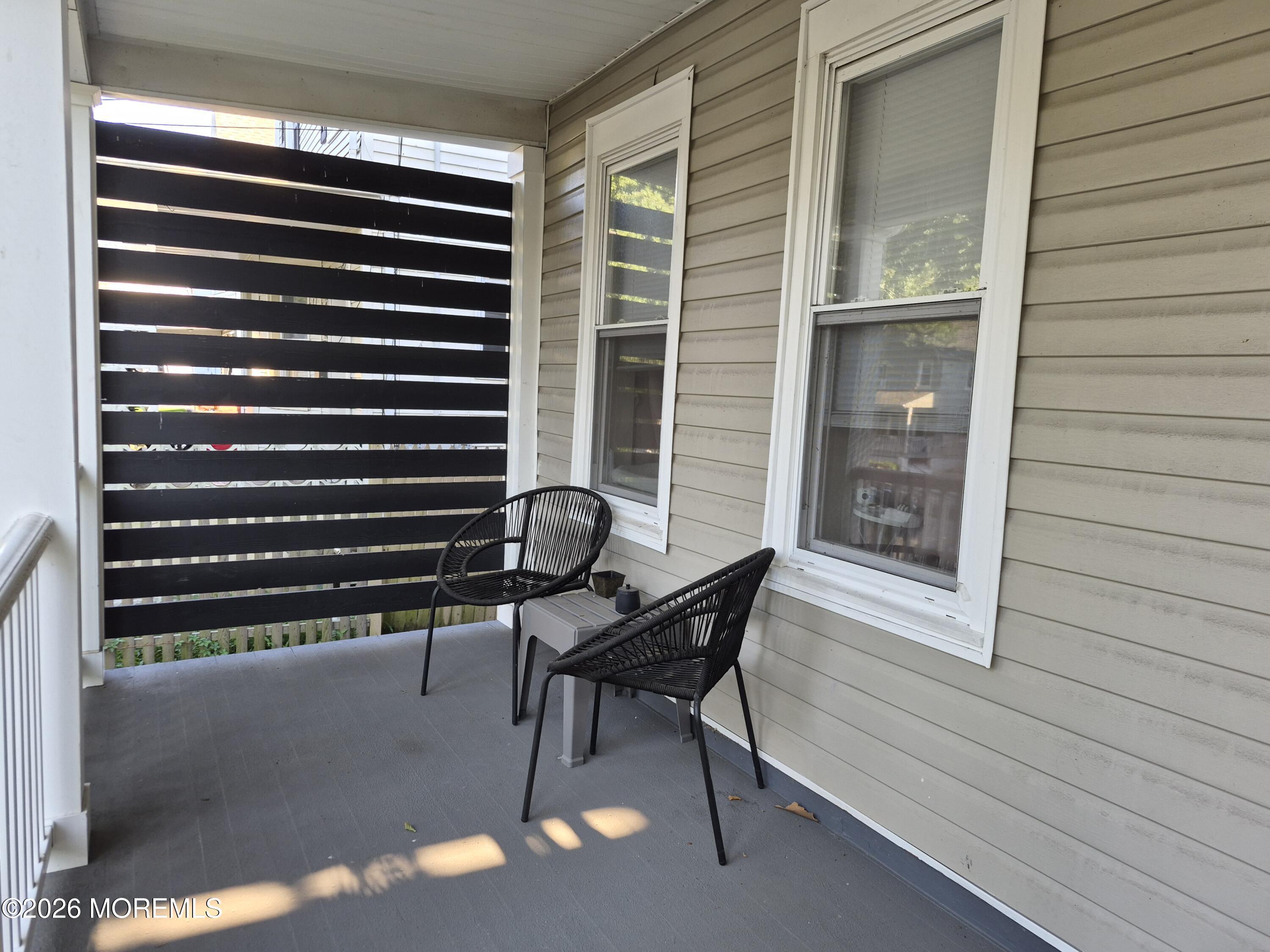 1022-24 Sewall Ave unit 2 – photo 3