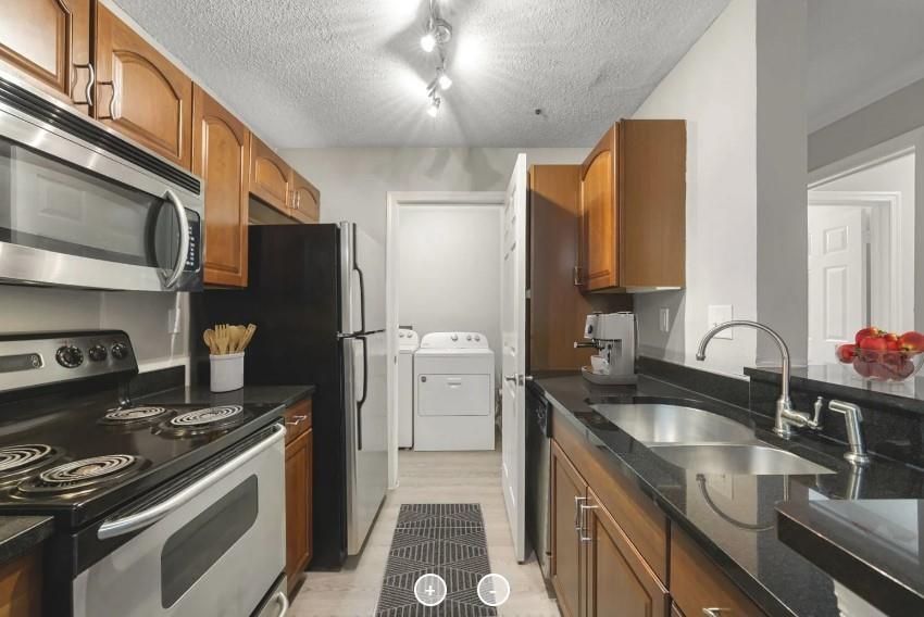 2124 Gables Dr NE unit 4217 – photo 2