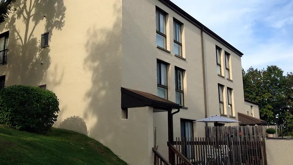 Maiden Square Apartments – photo 2
