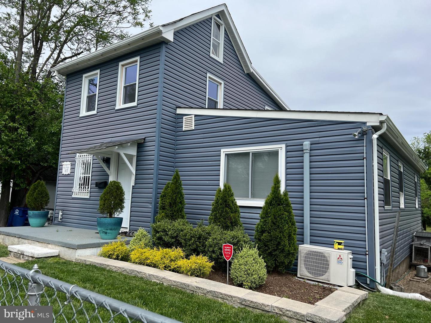 7 North St – photo 1