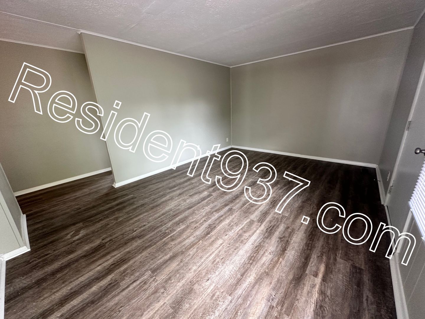 2132 Colton Dr – photo 4