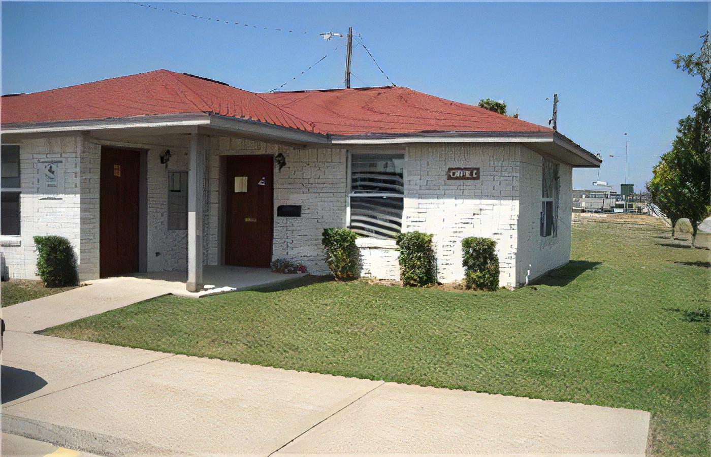 300 E 3rd St – photo 5