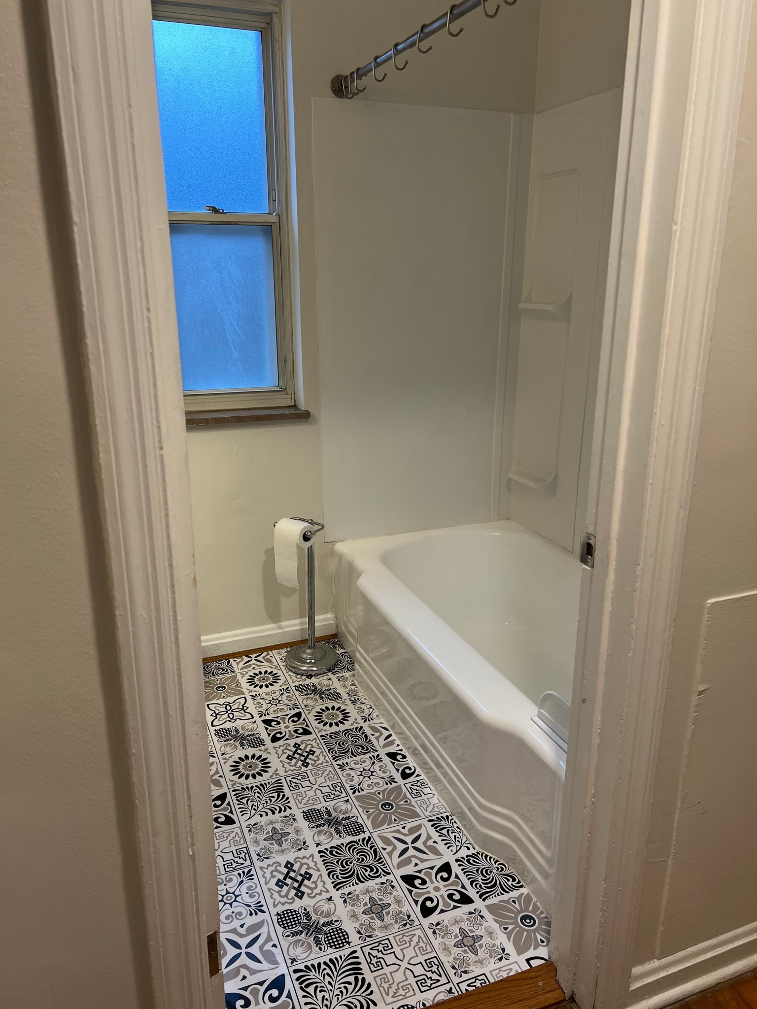 400 Main St unit 3 – photo 1