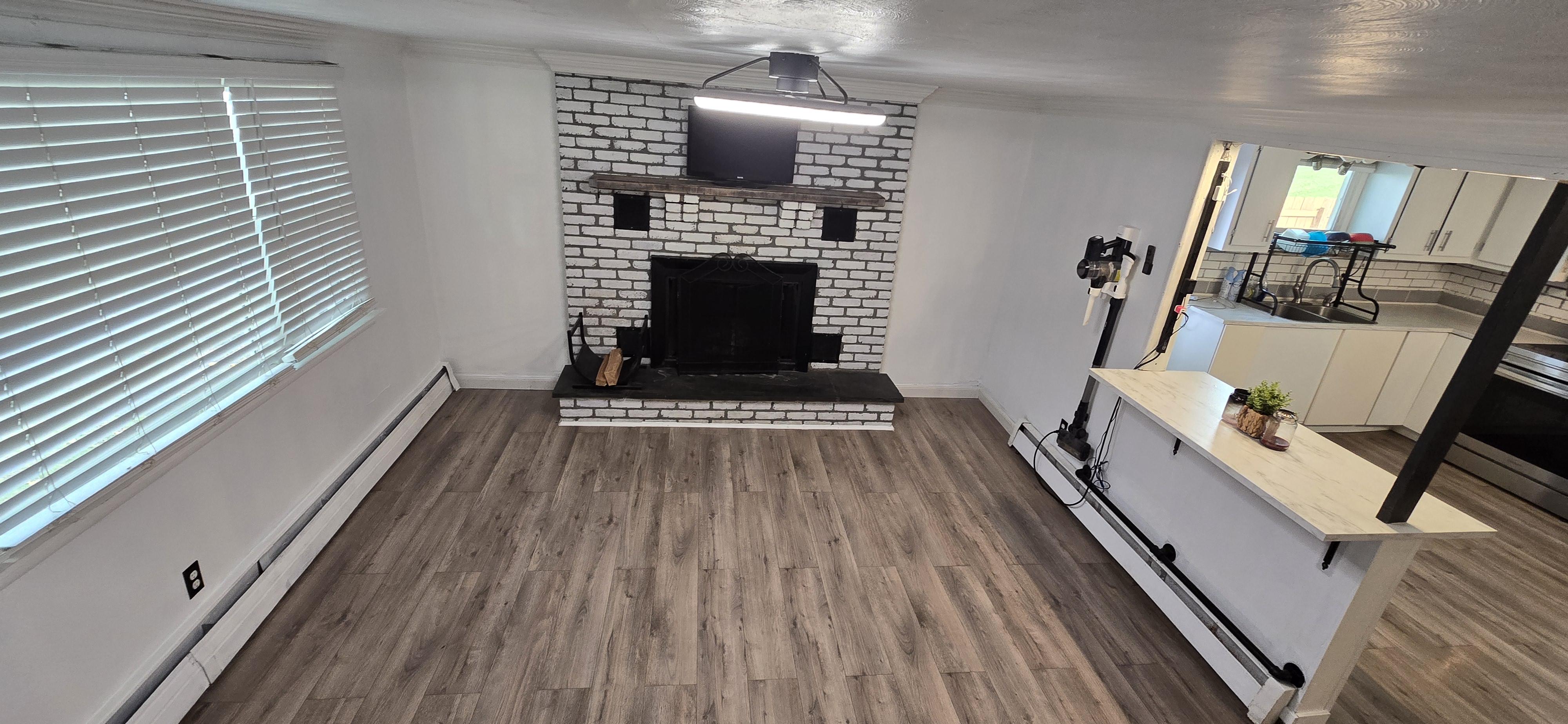 1073 Cherry St – photo 1