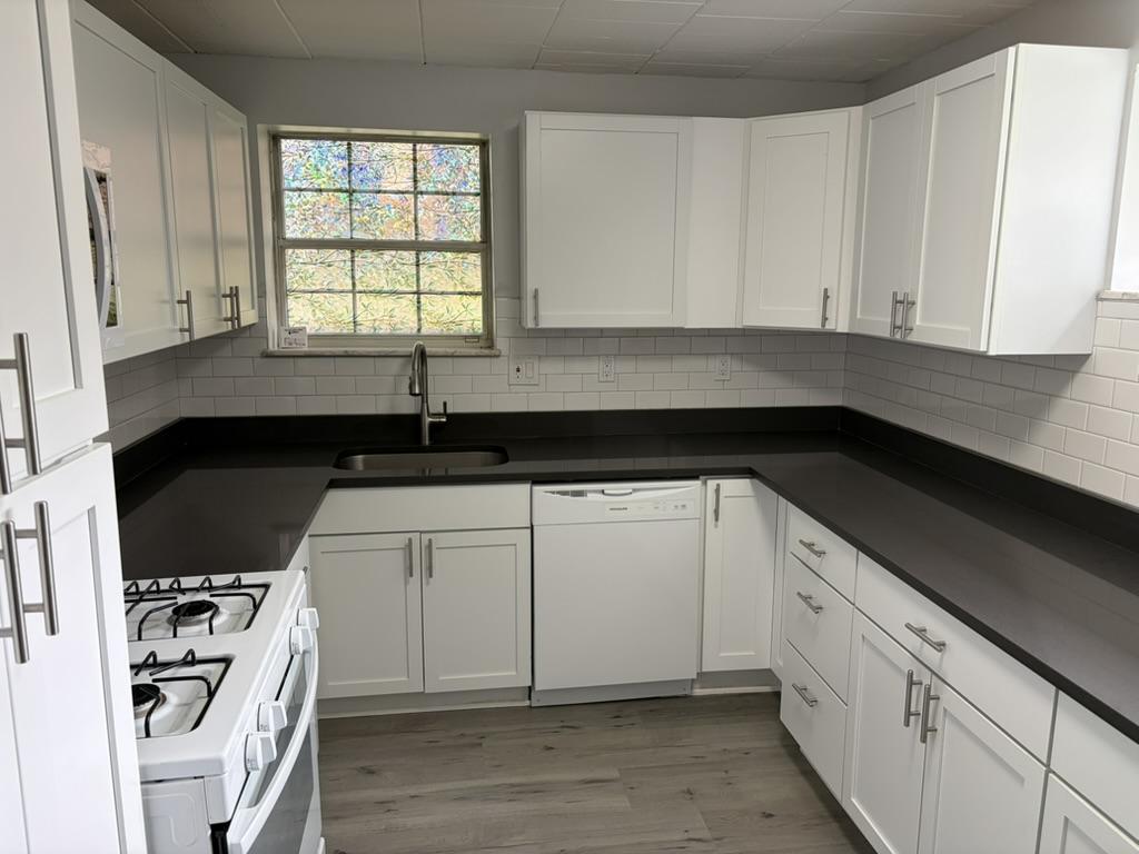 906 Erdner Ave unit 1 – photo 1