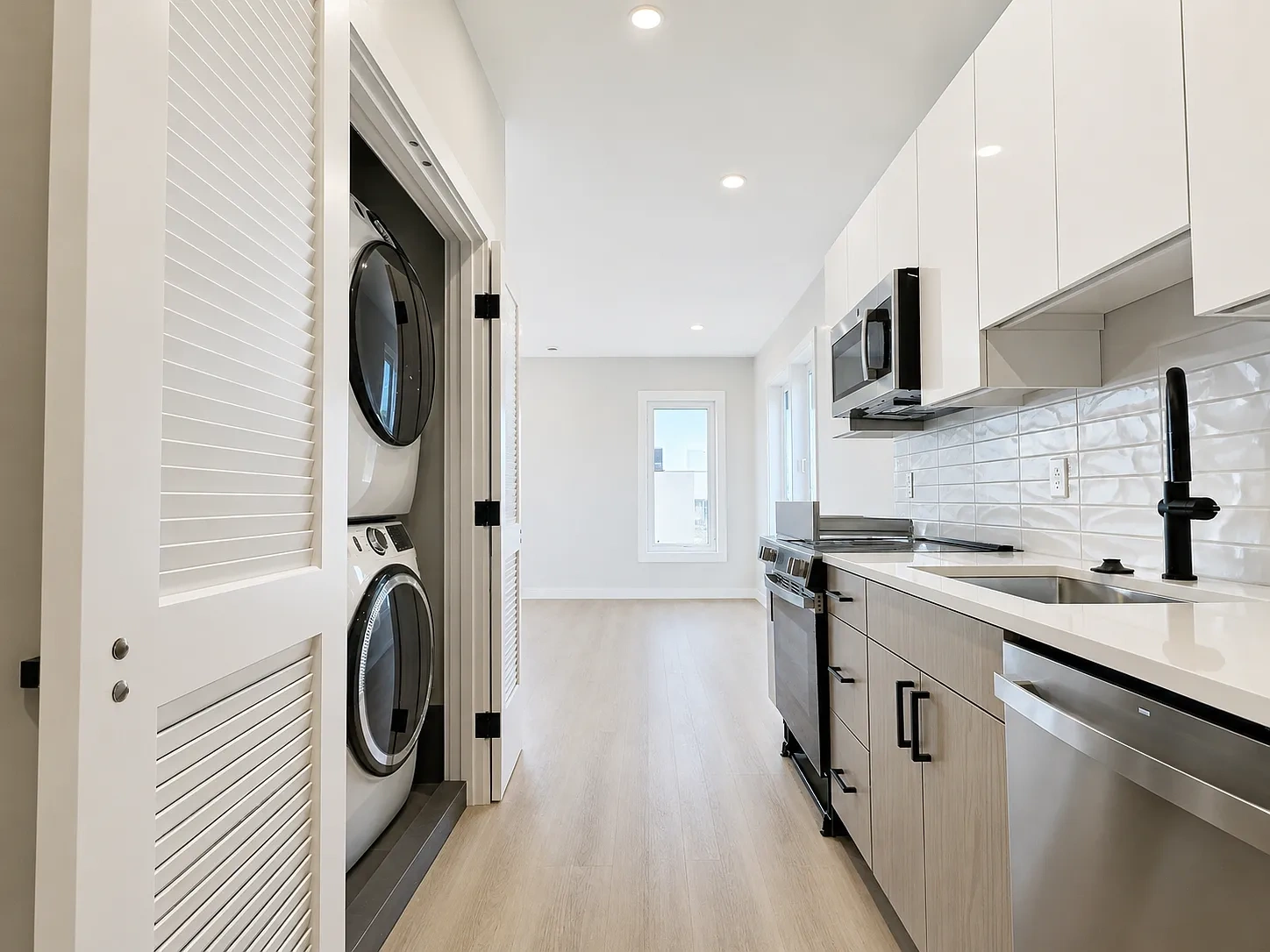 1305 Hyde Park Apartments – Floor plan