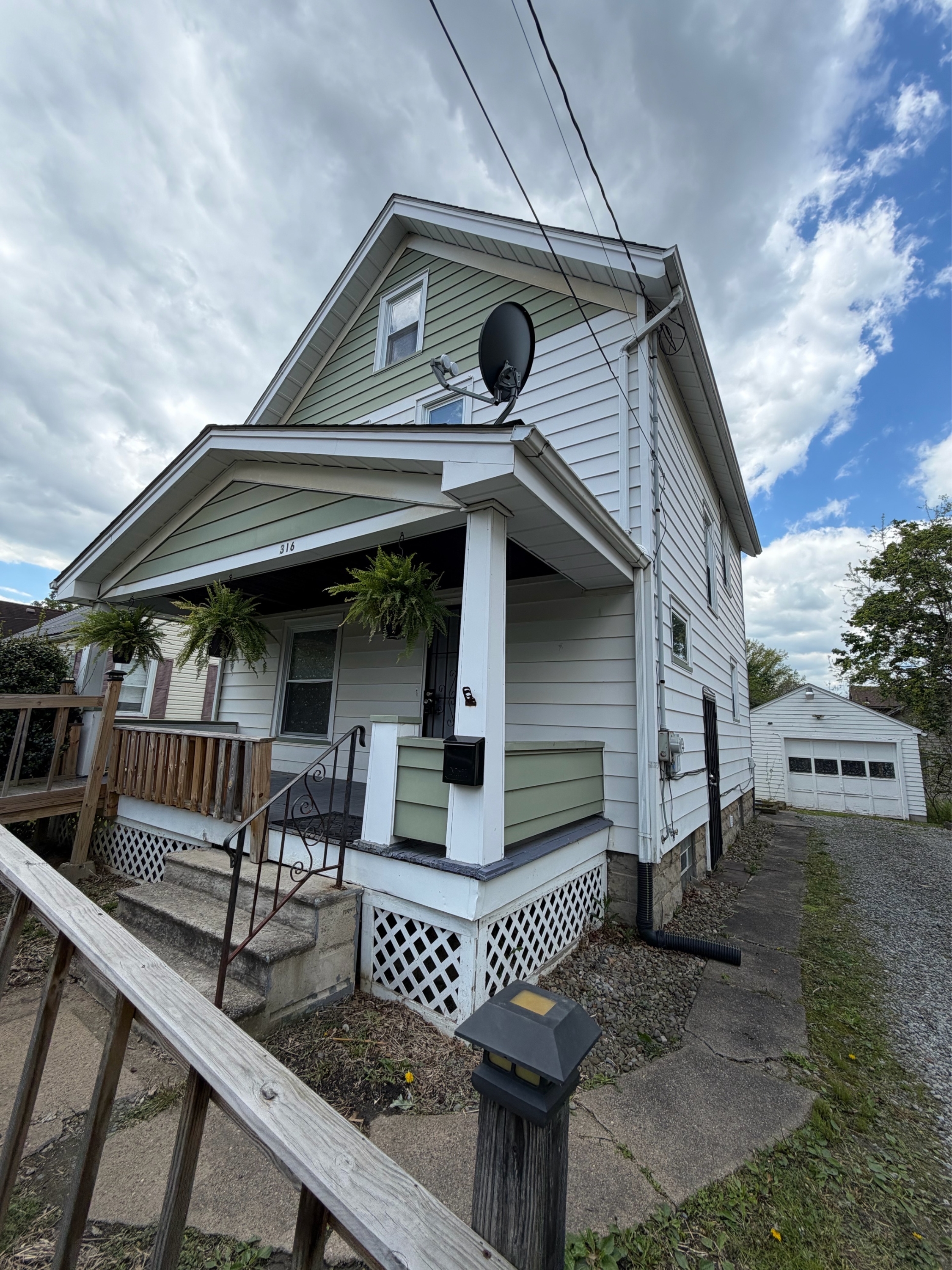 316 Bonnie Brae Ave SE – photo 1