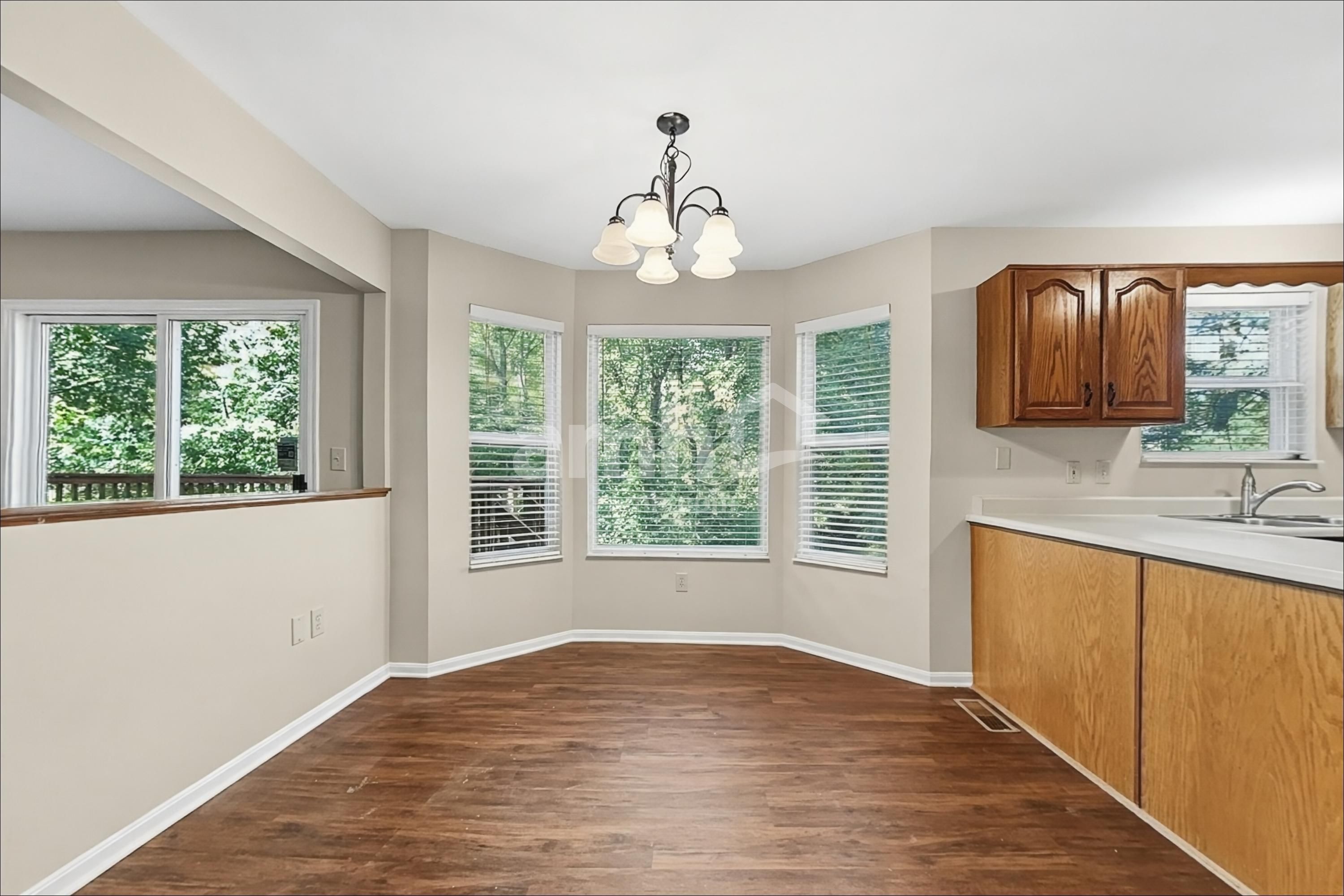 2626 Sterling Trce – photo 5