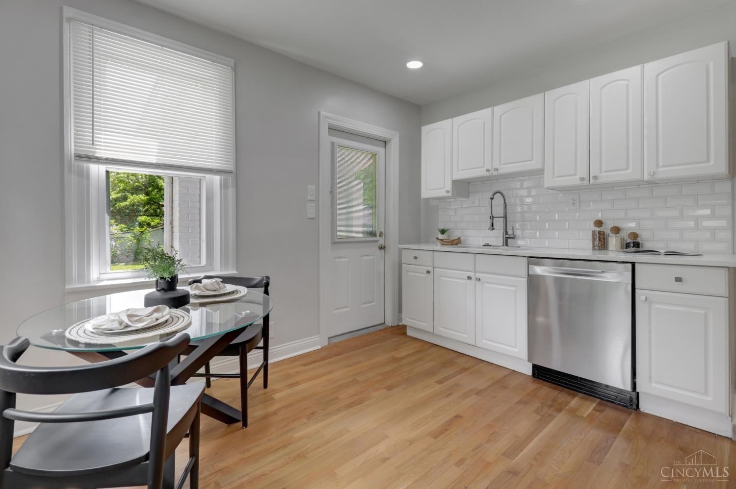 4637 Alpine Ave – photo 4