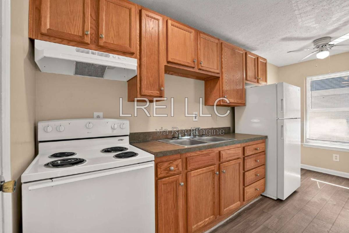 4311 Norbrook Dr unit 3 – photo 4