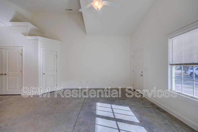 2608 Broadbill Ln unit A – photo 3
