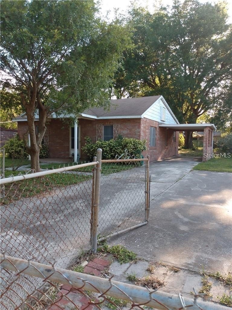 110 Orange Ave – photo 2