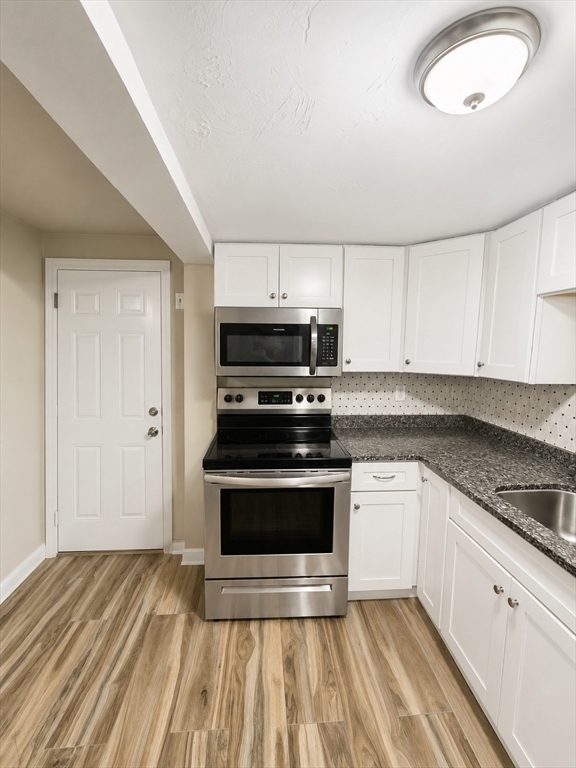 549 Mattakeesett St unit a – photo 3