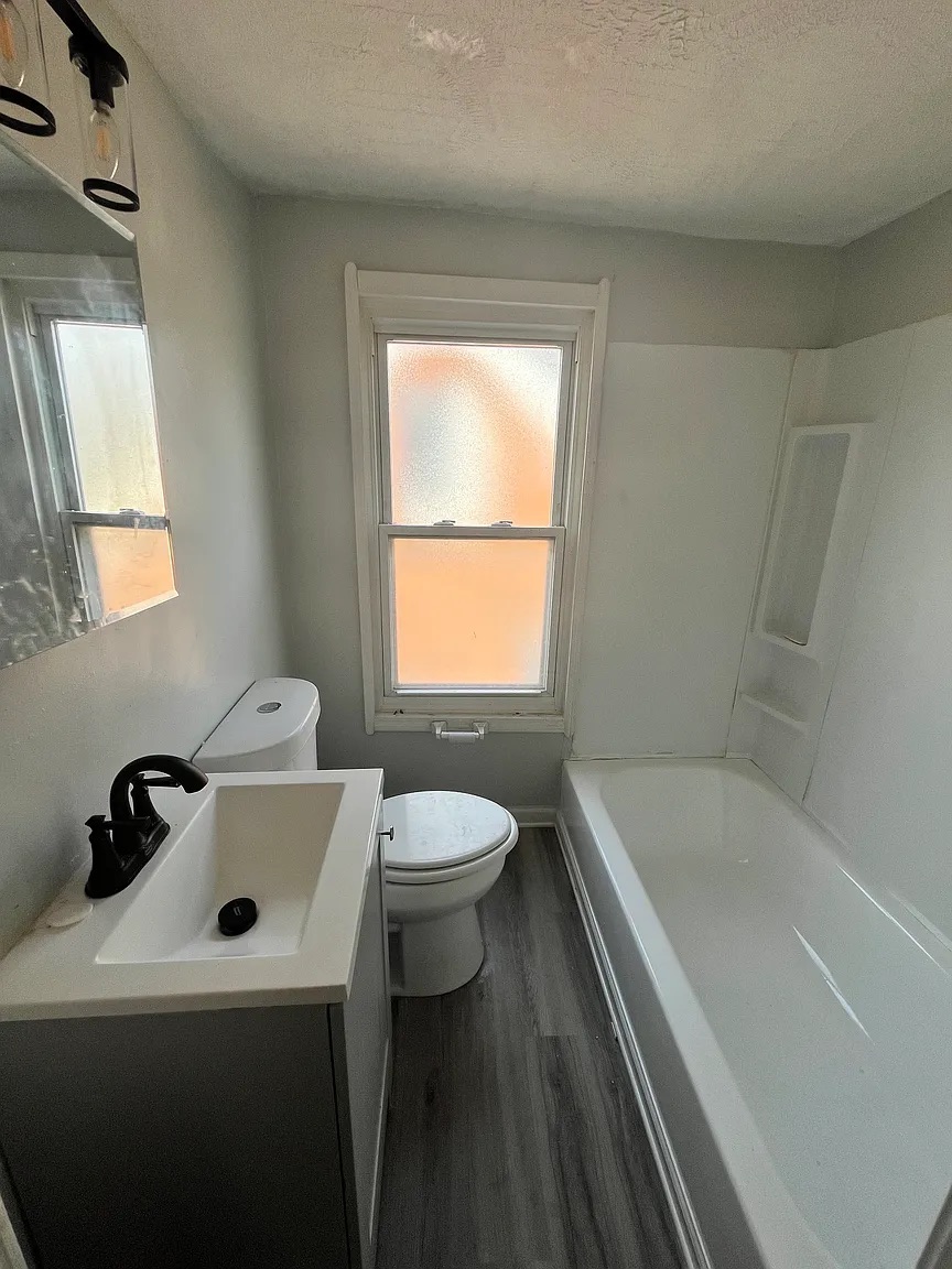 4679 E 144th St – photo 4