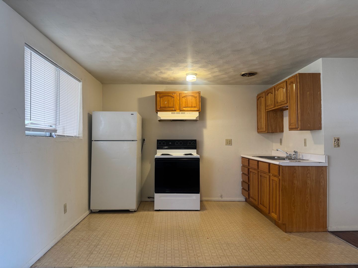 1225 W Freeman St unit 9 – photo 2